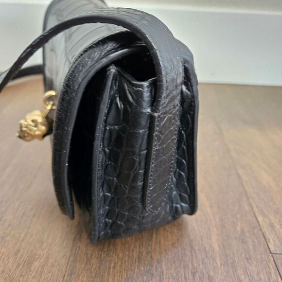 Alexander McQueen Croc Embossed leather Skull Crossbody Bag - Picture 7 of 16